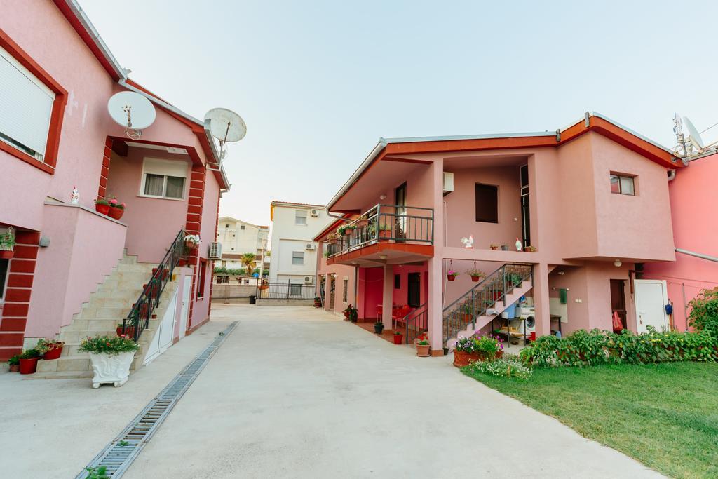 Mc Apartments Улцинь Екстер'єр фото