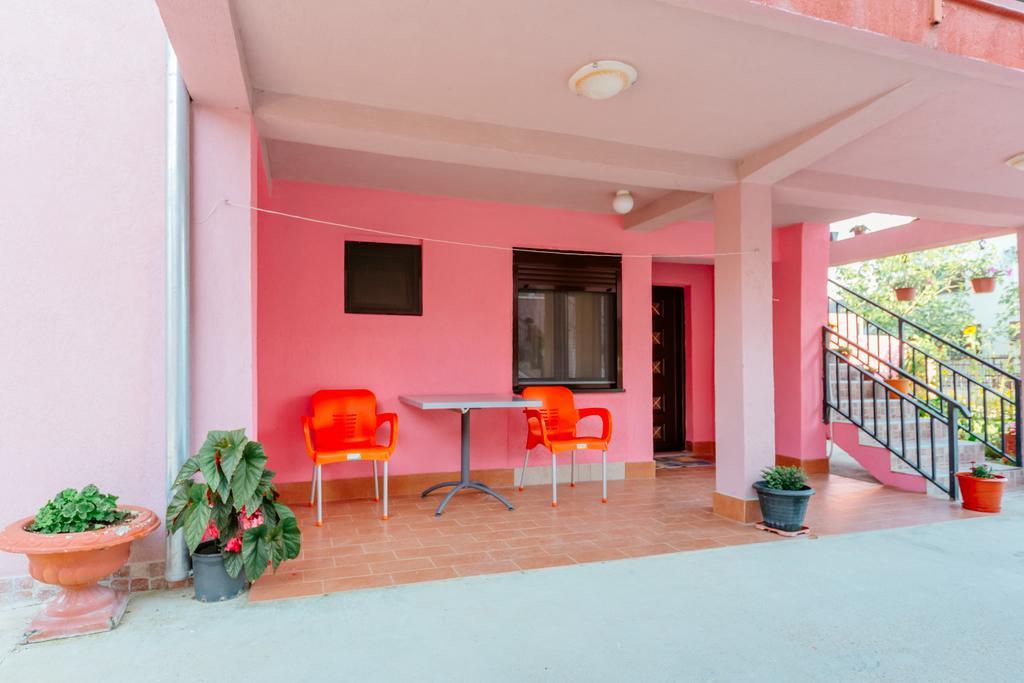 Mc Apartments Улцинь Екстер'єр фото
