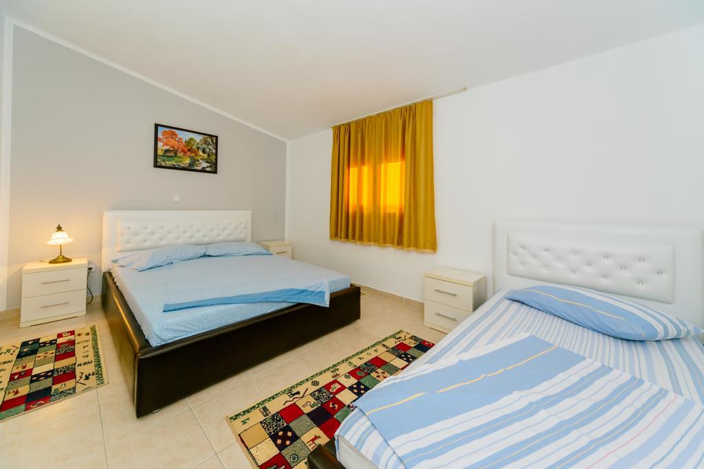 Mc Apartments Улцинь Екстер'єр фото