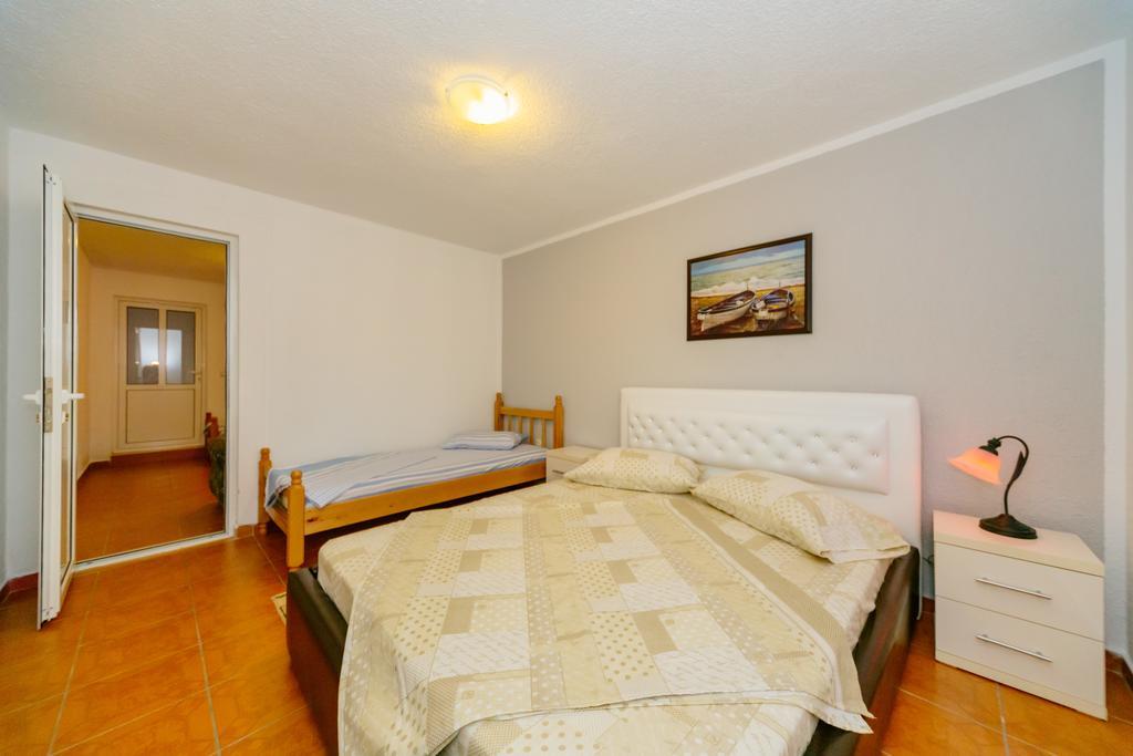 Mc Apartments Улцинь Екстер'єр фото