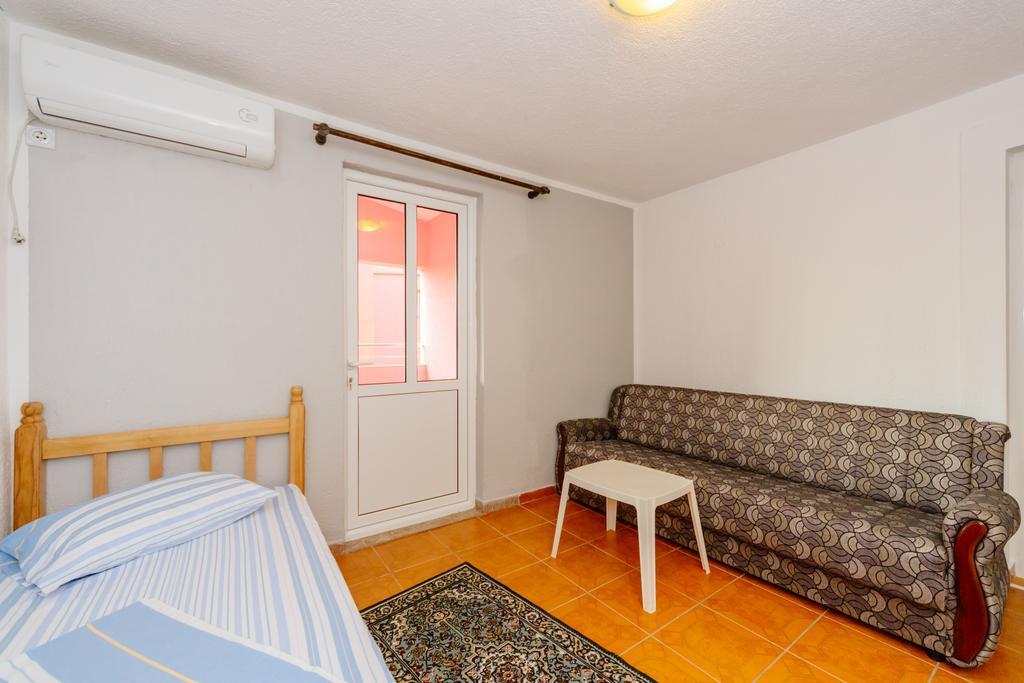 Mc Apartments Улцинь Екстер'єр фото