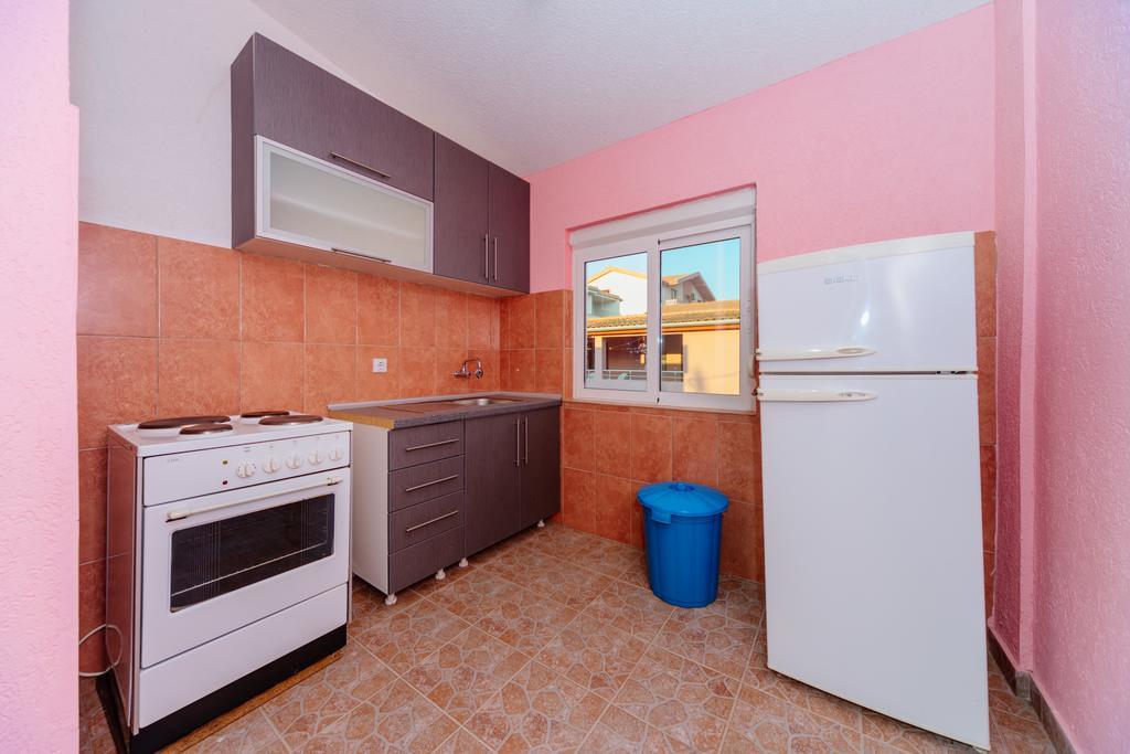 Mc Apartments Улцинь Екстер'єр фото