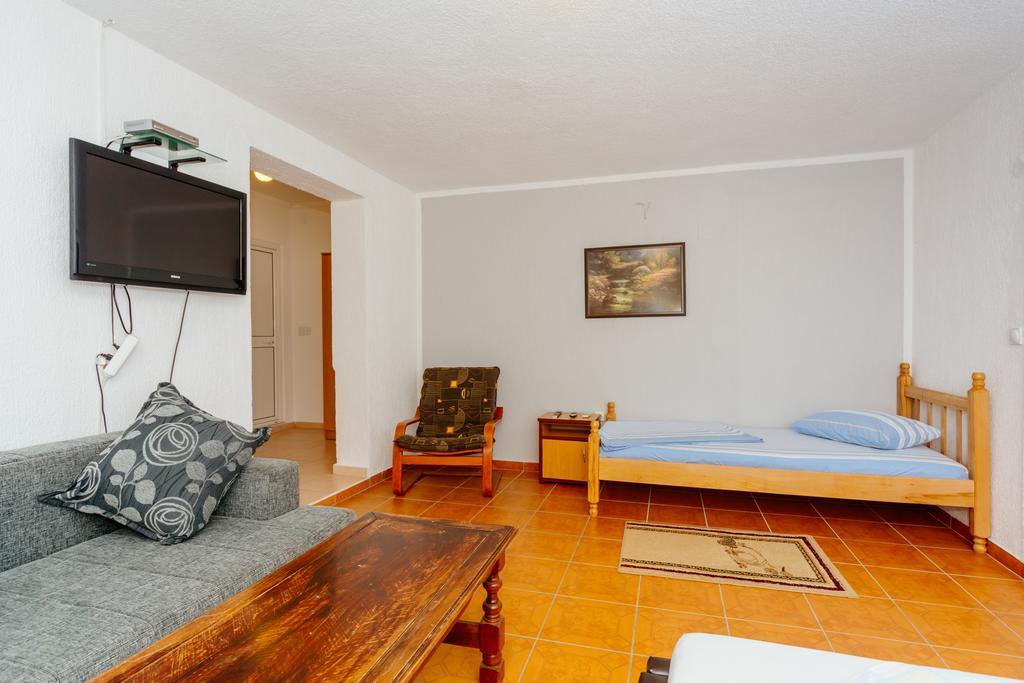Mc Apartments Улцинь Екстер'єр фото
