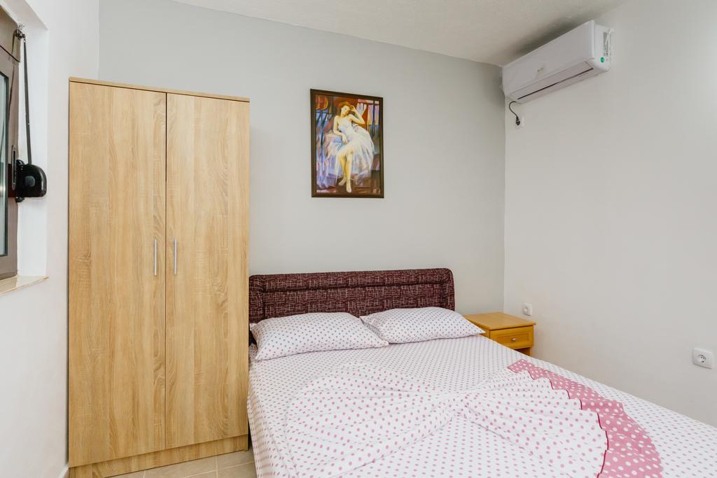 Mc Apartments Улцинь Екстер'єр фото